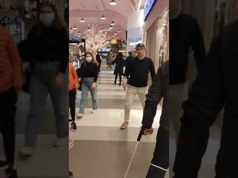 U Svedskoj bez maske u zatvorenom