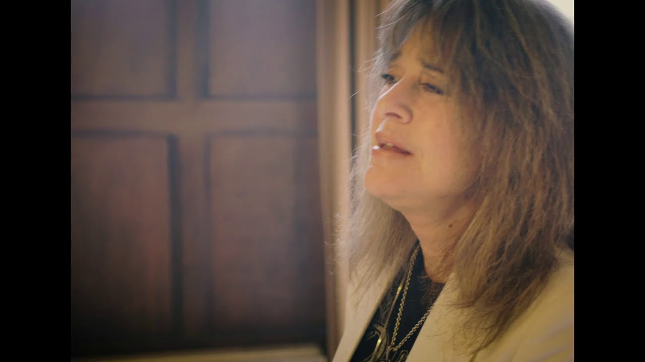 Suzi Quatro - My Heart And Soul (I Need You Home For Christmas) (Official Video) - YouTube