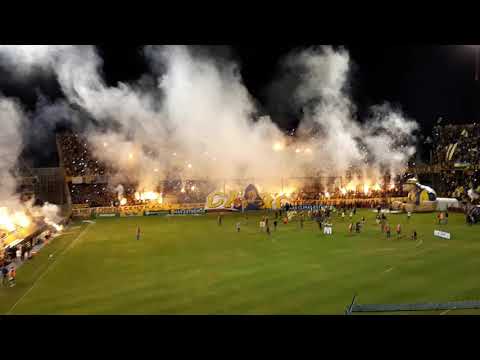 "Tremendo Recibimiento! Rosario Central vs Boca" Barra: Los Guerreros • Club: Rosario Central • País: Argentina