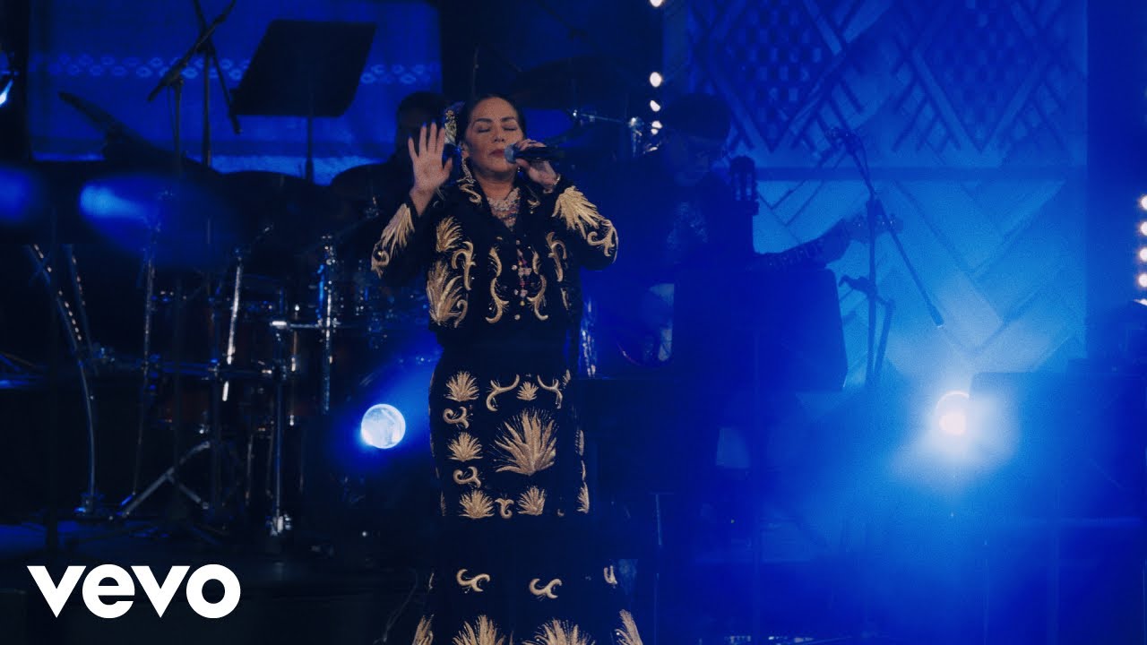 Lila Downs - Mirror (En Vivo)