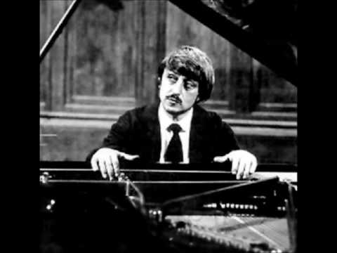 Eduard Syomin plays Albenz Iberia :  No.6 Triana