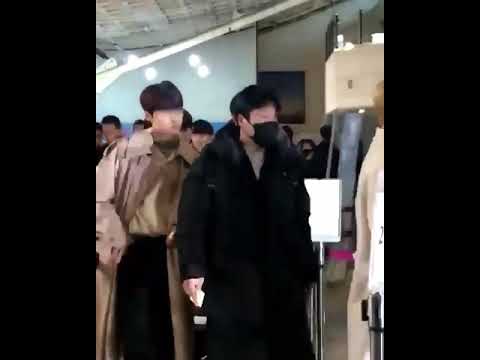 Wanna one spotted at gimpo airport heading to jeju island today