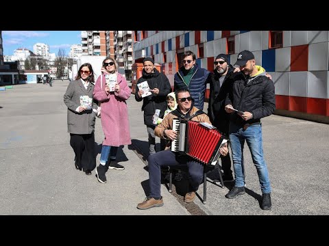 Glumci kazališta "Gavella" pozvali stanovnike Novog Zagreba na predstave u KUC Travno