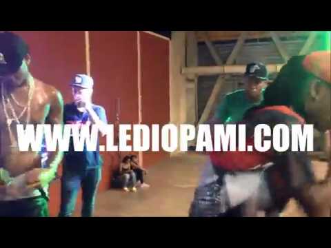 Quimico Ultra Mega & El Jodon interpretan Dos Bala Perdidas en DH6