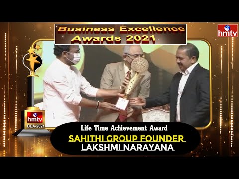 Sahithi Group Founder Dr B Lakshmi Narayana Receiving Life Time Achievement Award | BE Awards | hmtv