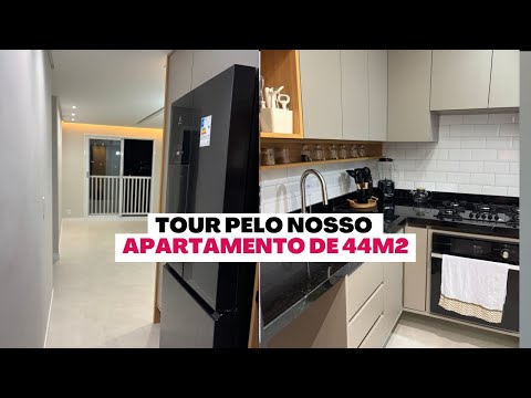 WE MOVED | TOUR OF OUR APARTMENT