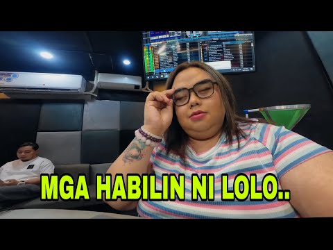 MADAMDAMING TAGPO SA ILALIM NG PUNO SA OPISINA