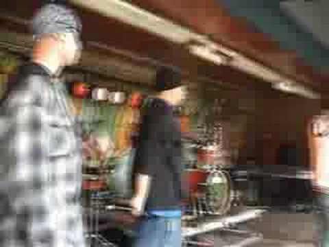 Don Bigileone : Rahal Valtaa feat. Chilly Willy & Teepee