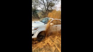 Fortuner 3.0 AT & MT, Thar Petrol, Diesel & CRDe, Gypsy: Attempting damaged offroad climb