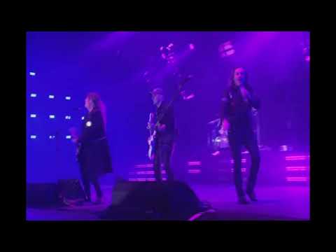 Kabát Po čertech velkej koncert II Máš to už za sebou 2014