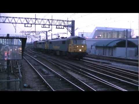 Freightliner 86s at Stratford on containers