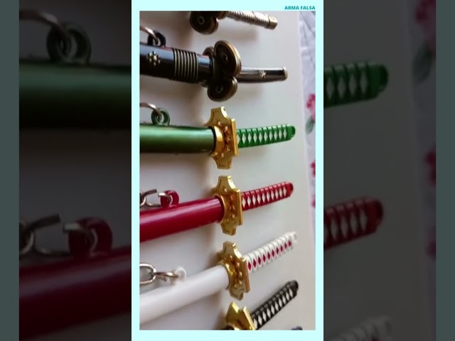 Vídeo relacionado con Teegxddy 1 psc Fruta del Diablo Llavero colgante de fruta del diablo Llavero Anime Llavero con colgantes Joyería Llavero de una pieza Devil Fruit Llavero de metal con colgante (A)
