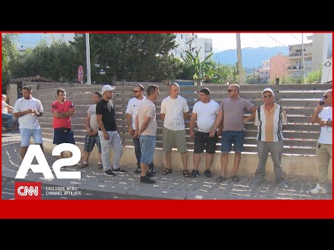 Konkurrencë e pandershme, taksistët e Himarës protestojnë para Bashkisë