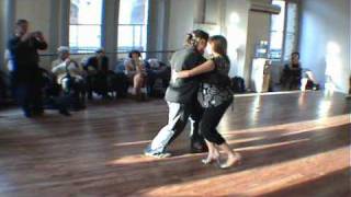 Gustavo Rosas y Gisela Natoli.Tango.Clase en Bs As.