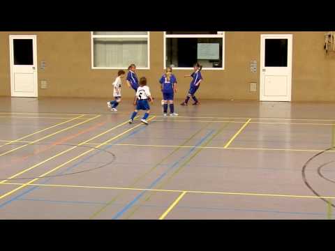 SVN Bambinis 2010/11 - Turnier in Heiligenrode  - Tuspo Waldau 1-0.mov
