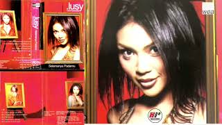 Download lagu Lusy Rahmawati ~ Selamanya Padamu mp3