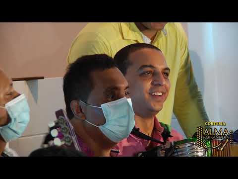 LA HISTORIA DE LA CANCION GANO EL FOLCLOR DE ROBERTO CALDERO ACOMPAÑADO DEL PRIMO DE JUANCHO ROIS