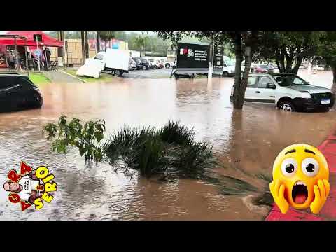 ALAGAMENTO NAS RUAS DO CENTRO NO GOVERNO WILHIANS SOARES RUA TANCREDO DE ALMEIDA NEVES