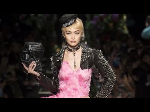 MOSCHINO Highlights Spring Summer 2018 Milan - Fashion Channel
