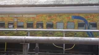 preview picture of video 'Indian Railways 12286 H.Nizamuddin-Secunderabad Duronto Express'