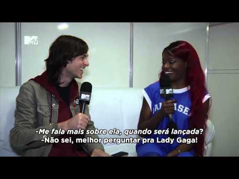 Azealia Banks talks to MTV about clothes, music, Lady Gaga and more!