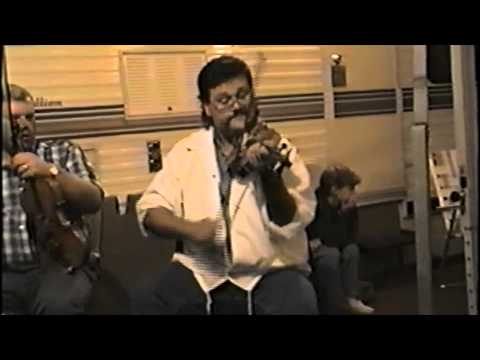 Calvin Vollrath plays 'Robbie Dagenais Reel'