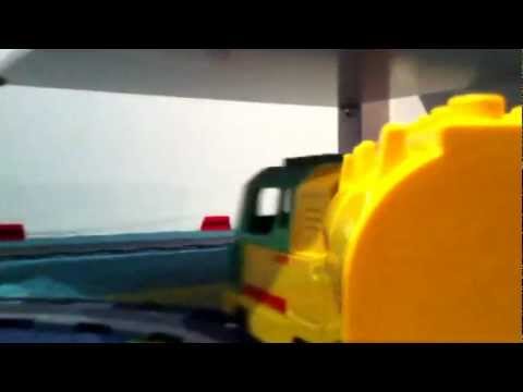 LEGO Duplo Train Set (5609) - iPhone 4 Cam