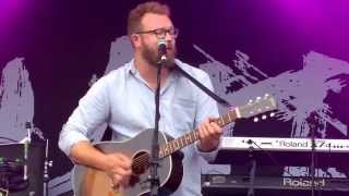 Gomez - 78 Stone Wobble live and acoustic at Knebworth Embrace Secret Festival