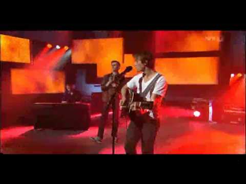 Lars Vaular - Live på TV-aksjonen m/ Sondre Lerche