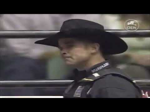 DiMaggio bucks Jaron Nunnemaker - 04 PBR Challenger Finals