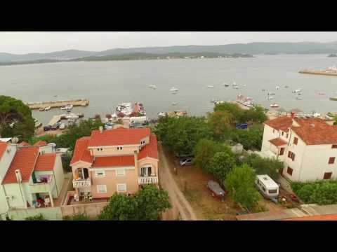 R&B apartmani & autocamp Turanj