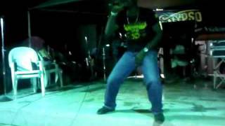 Bangin Performing Wole Wole