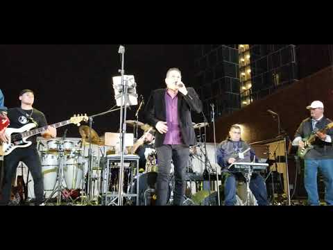 Stevie D and The All Star Cast - Vuelvo/Calla