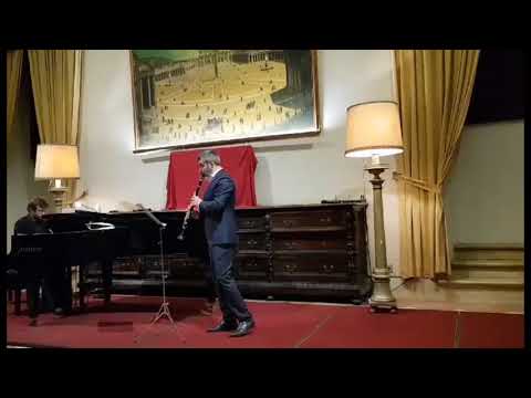 EXECUTIVE by Michele Mangani