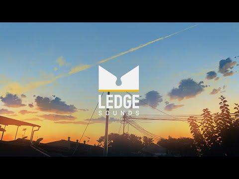 Monument Banks - Peach Tea