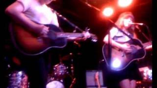 Jenny & Johnny  - Silver Lining [acoustic] @ Oxford Art Factory, 2011