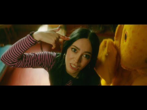 omg - LØLØ (Official Music Video)