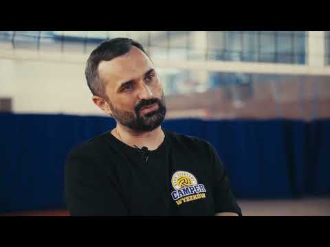 Zapowiada się wspaniały sezon 2025/2026. Wywiad z Trenerem KS Camper Wyszków, Mateuszem Mielnikiem. 