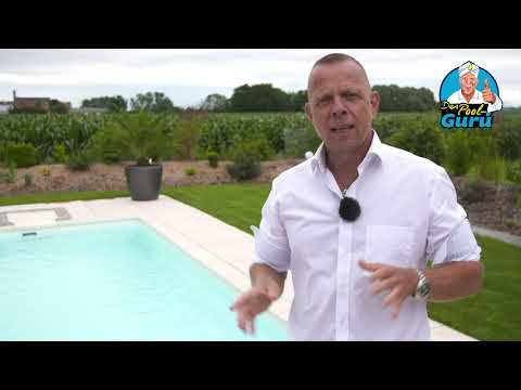 Grüne Ablagerungen - Algen im Pool