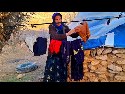 A homeless mother who lives alone in a corner of the world, far from civilization