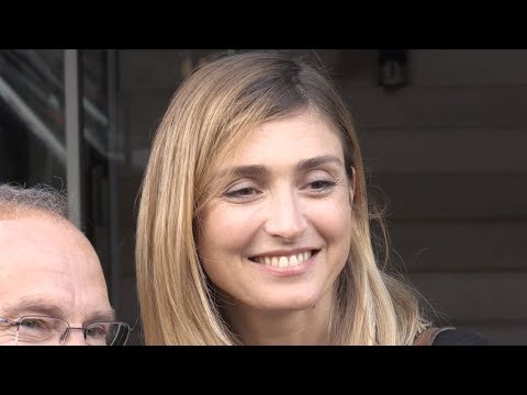 EXCLUSIVE: Julie Gayet very nice to fans at RTL station in Paris