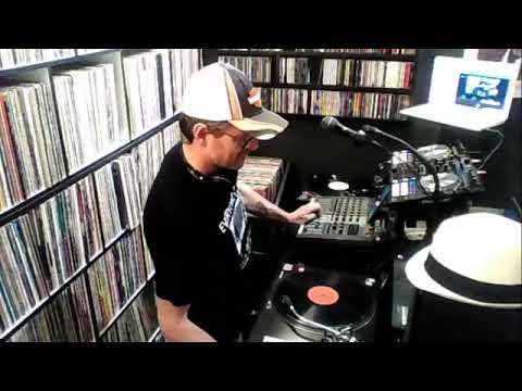 DJ NICK LEVANTIS - disco house (demo version)