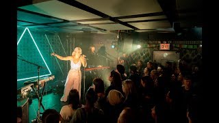 Trampoline - SHAED (LIVE at Baby&#39;s All Right) // Early Bird Music