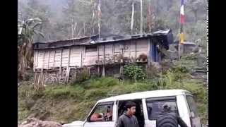 preview picture of video 'On the Way to Lachen, Gurudongmar Lake, Sikkim, Gangtok'