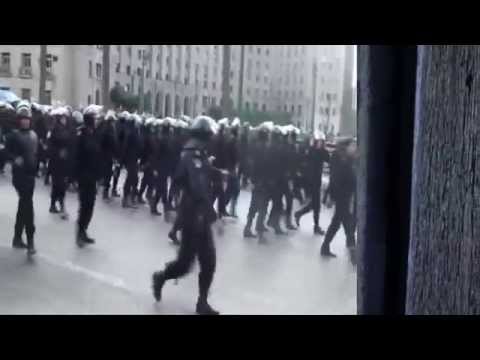 Videoclip de Qasr El Nil Bridge — New Model Army