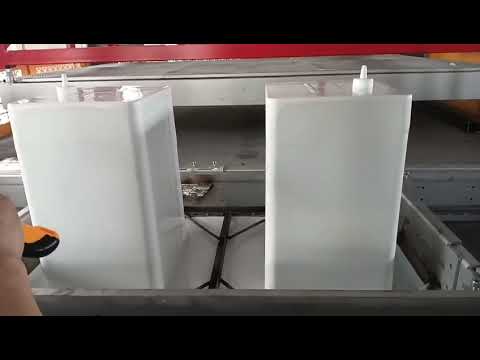 Fully Automatic Thick Sheet Thermoforming Machine | Dual-Cavity Car Refrigerator Liners Production