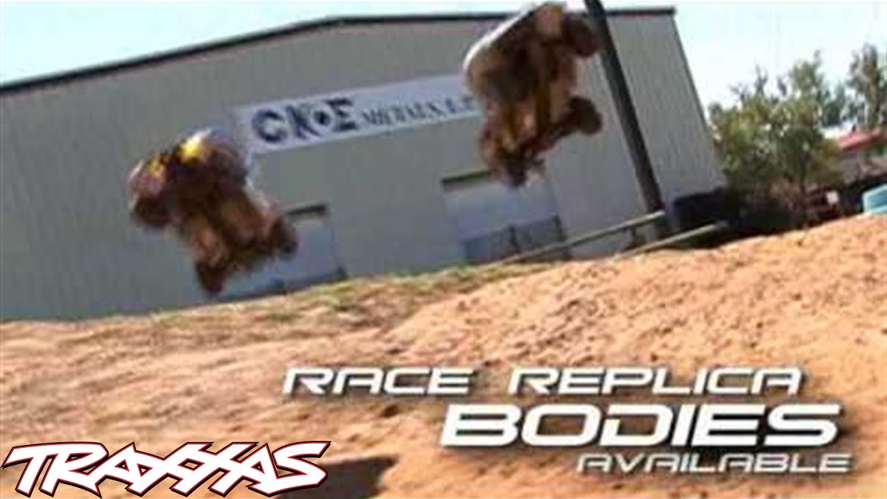 RC auto Traxxas Slash 1:16 RTR, Mark Jenkins