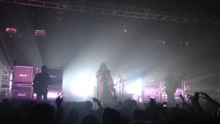 SLEIGH BELLS live in São Paulo &quot;Young Legends&quot;