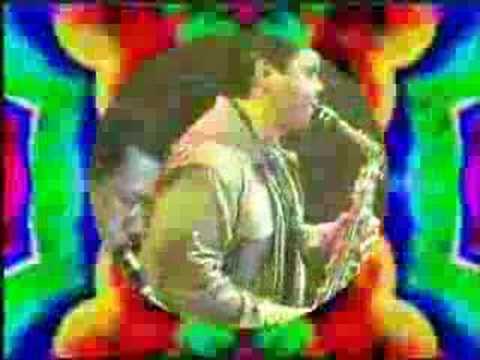 JUNIOR KLAN EN VIVO EL ALMENDRON