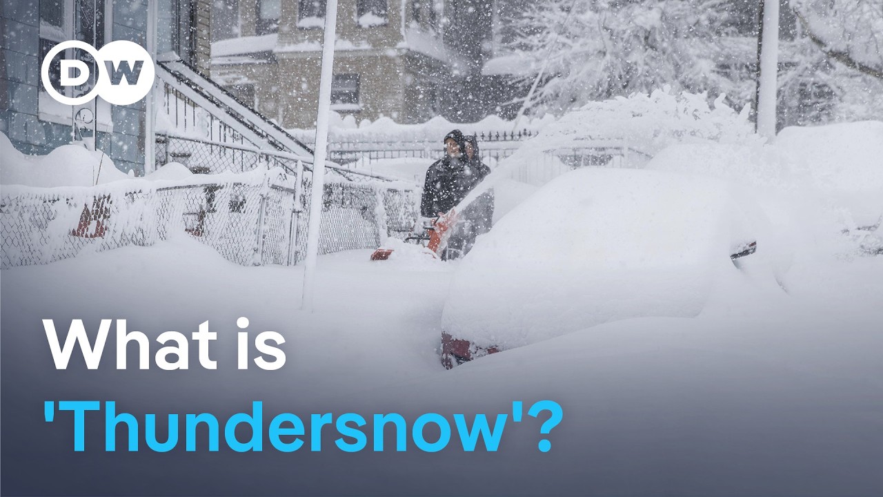 Rare thundersnow buries a large swath of the northeastern US | DW News